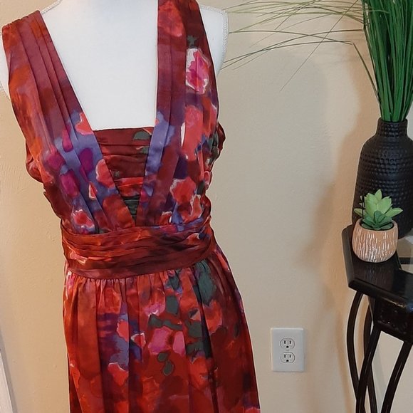 Banana Republic Dresses & Skirts - Banana Republic floral silk sleeveless dress Sz 14